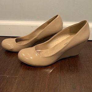 Chinese Laundry wedges